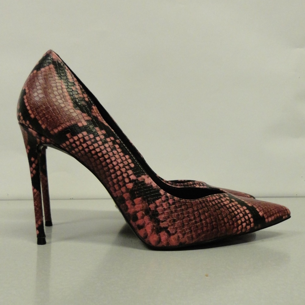 Steve Madden for Winnie Harlow Point Toe Heels